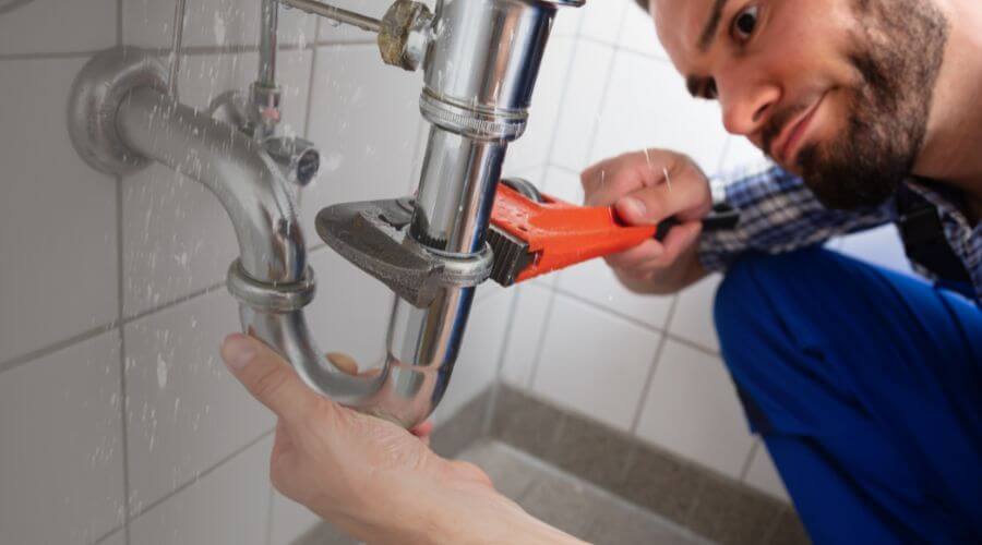 Toilet clog repair in Powell, WY